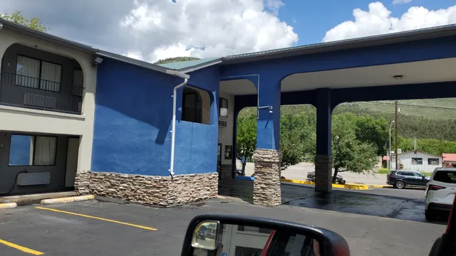 Days Inn by Wyndham Ruidoso Downs