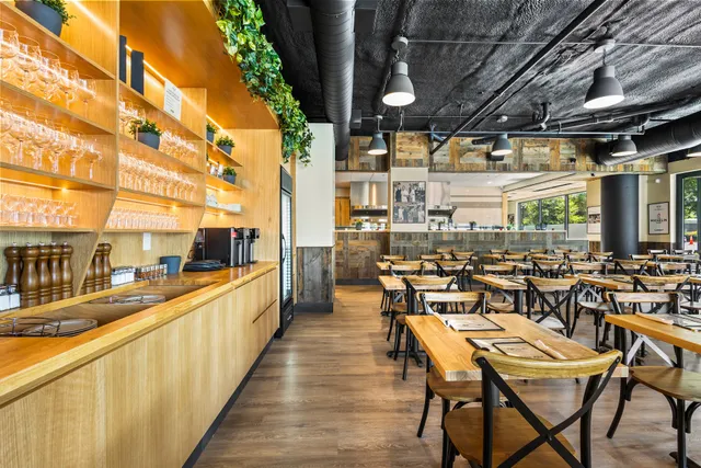 Mister O1 Extraordinary Pizza Buckhead