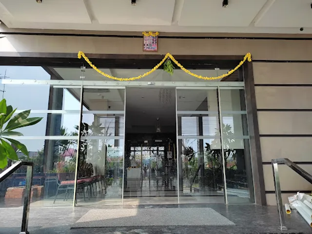 Upashana Hotels – Best Pure Veg Restaurant on Kanchipuram Highway