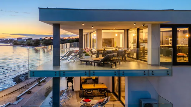 Jimmys Beach – Privlaka Apartments