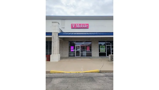 T-Mobile Authorized Retailer