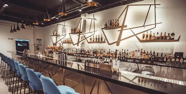 Art District Bar & Lounge