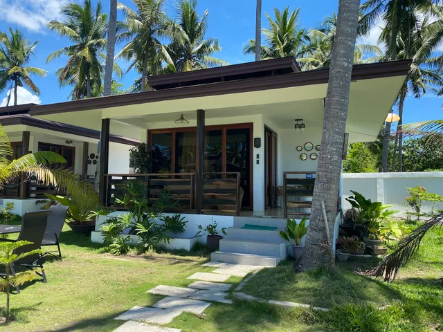 Villa Royal Beach Resort