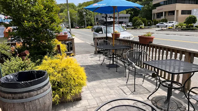 Woodbury Country Deli