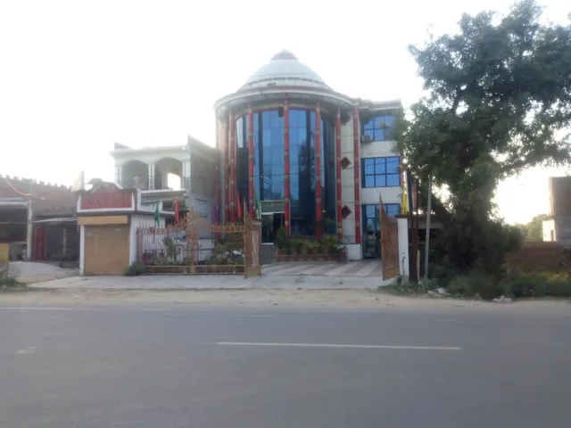 SPOT ON 38740 Hotel Kky Of Taj