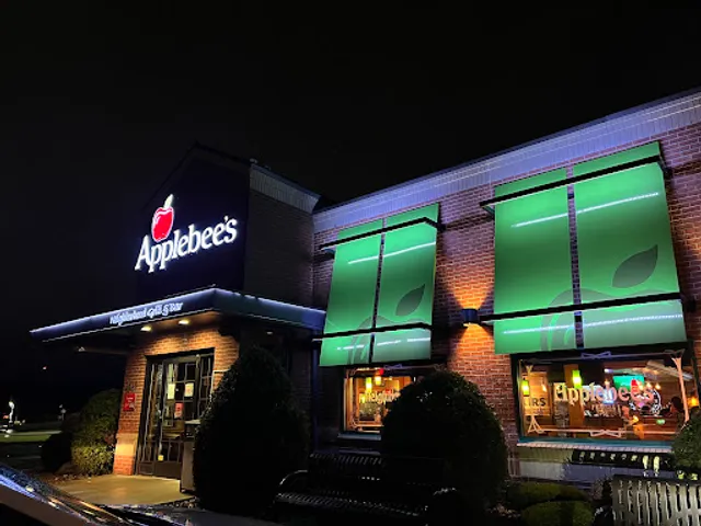 Applebee's Grill + Bar