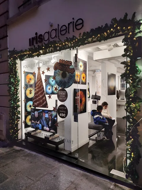 Iris Galerie Paris Temple