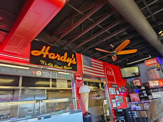 Hardy's Hotwings, Burgers & Ice Cream