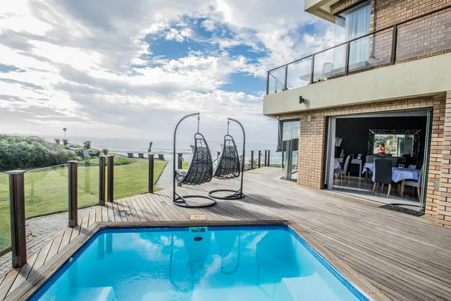 African Oceans Manor on the Beach