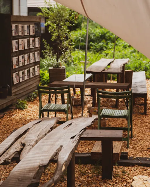 Locale JZK Soft Cream & More (ロケール定山渓)