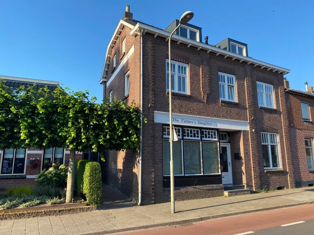 The Farmer's Daughter