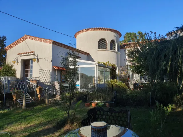 Touch of Spain in Rural France