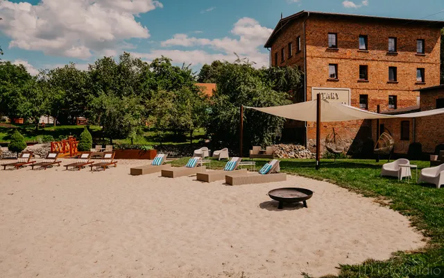 Stary Młyn w Brzeźnicy Hotel i Weekendowa Restauracja