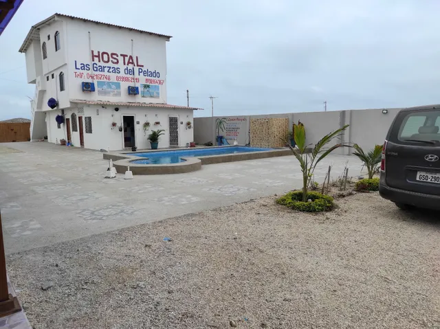 HOSTAL/HOTEL LAS GARZAS