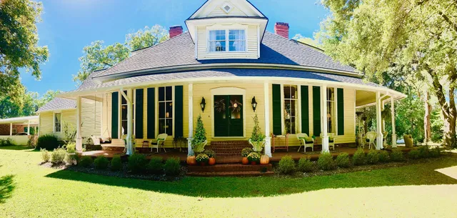 Pecan Hill Estate Bed & Breakfast