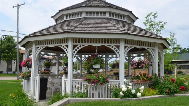 Amber's Inn & Suites