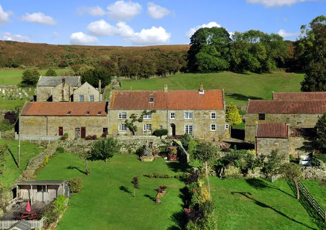 Postgate Farm (Postgate Barn and Postgate Nook)