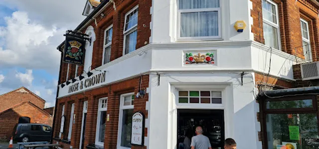 Rose & Crown