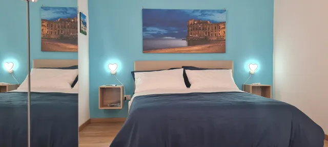 Napoli Blu Gardenia Flats