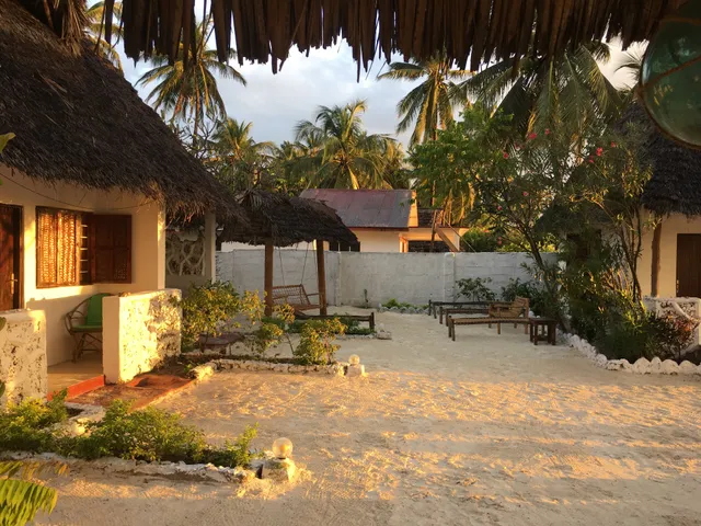Coco Beach Hotel and Restaurant