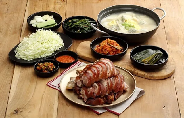 만족오향족발 상암DMC점