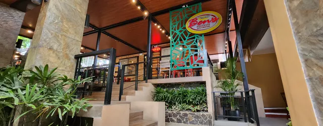 Ben's Halo-Halo Viewfort