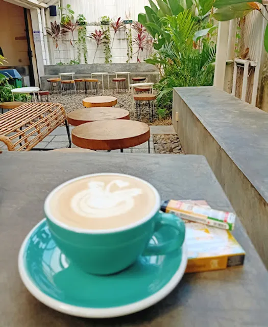 Simetri Coffee Roasters Gandaria