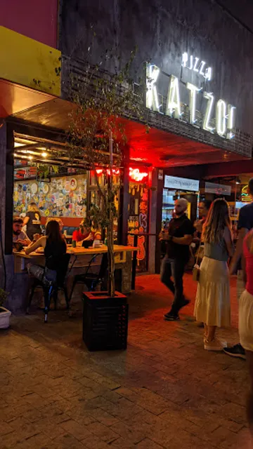 Pizza Katzo