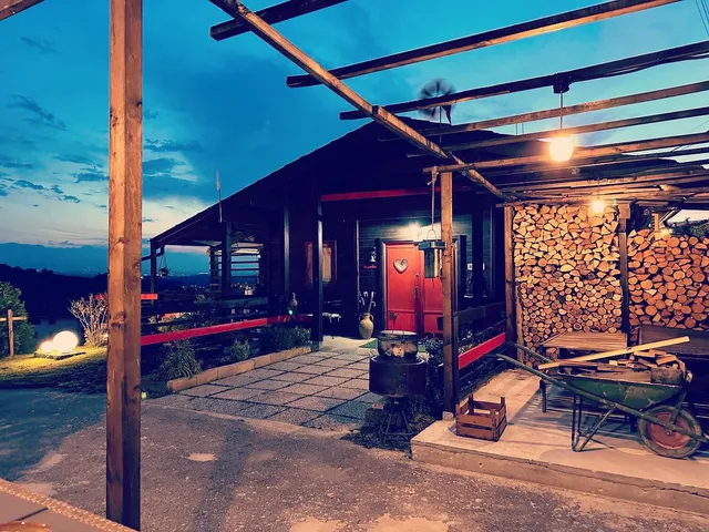 La Tana dello Scoiattolo CIR 004245beb00002 CIN IT004145C1JLAW3JYF