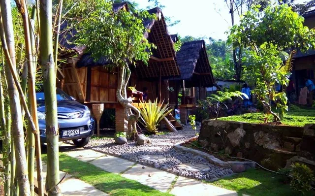 Rimbono Home Stay