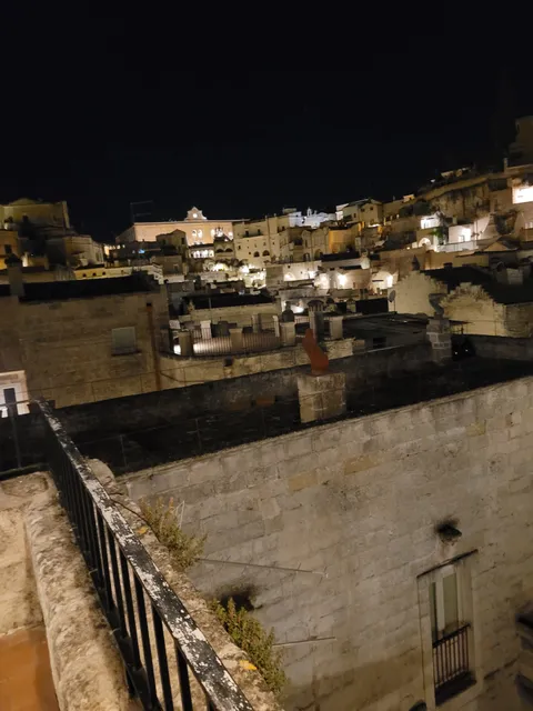 a.s.d. Flying Stones - Volo immersivo 360°! "Con gli occhi del falco grillaio sui sassi di Matera"
