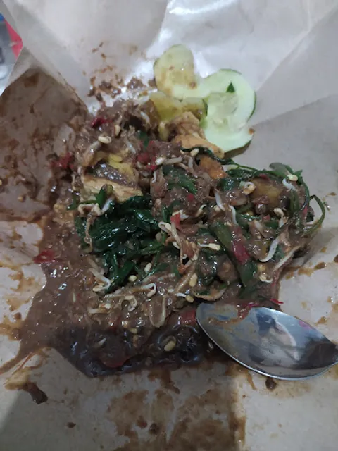 Rujak Cingur "Yukah"