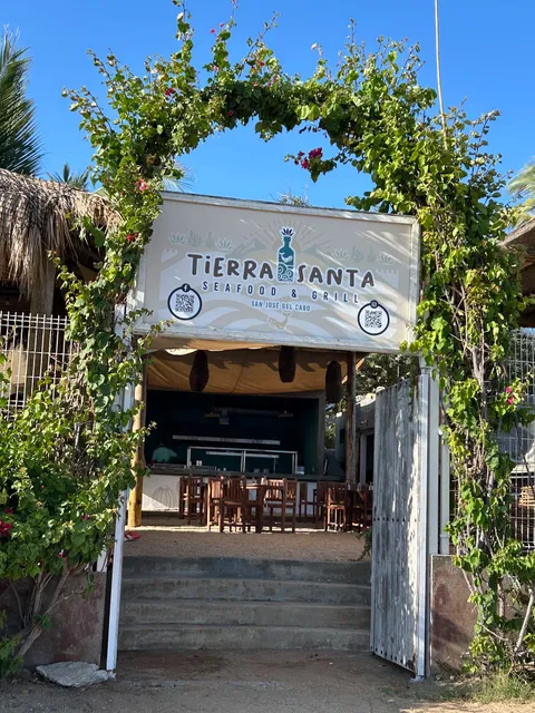 Tierra Santa Seafood & Grill
