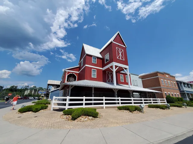 Dolly Parton's Stampede