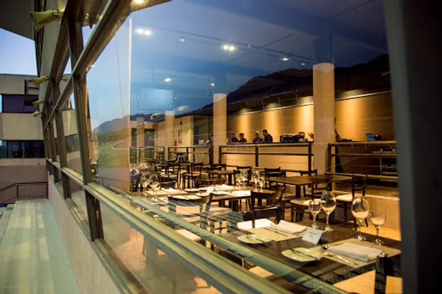 Epic Restó La Punta