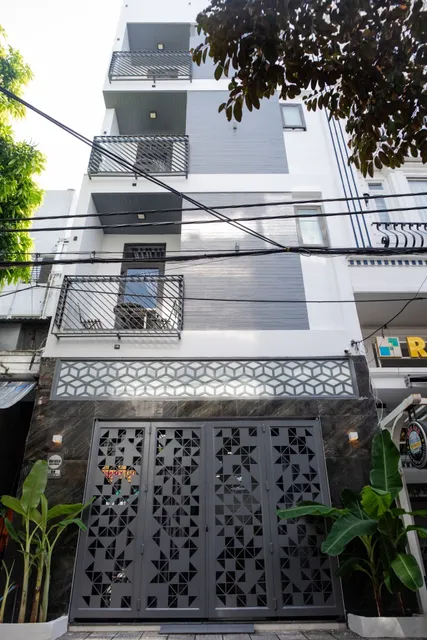 RORI BEACH Apartments