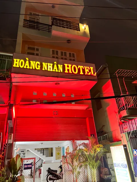 Khách sạn Hoàng Nhân