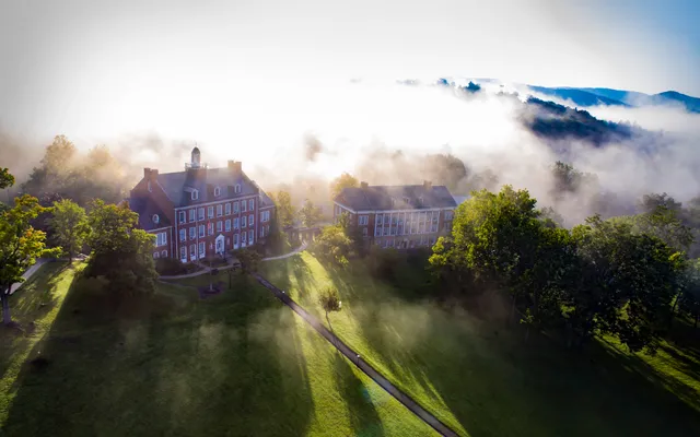 Davis & Elkins College