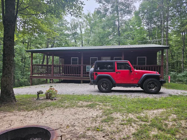 Hocking Hills Backwoods Retreat