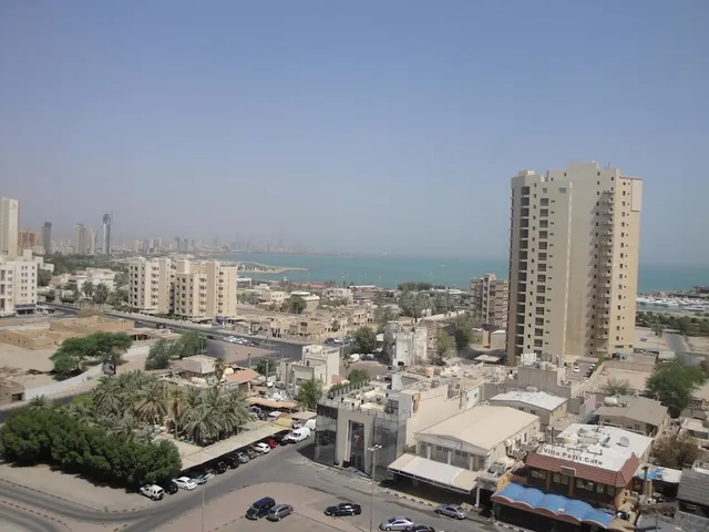 Marina Royal Hotel Suite