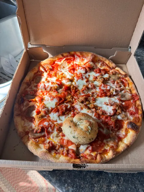 Nicky's & Sons Pizza