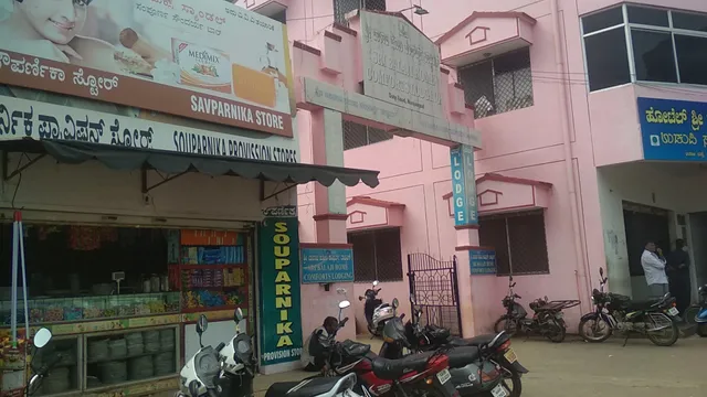 Sri Balaji Home Comforts Lodging