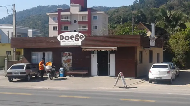 Padaria e Confeitaria Pomervale