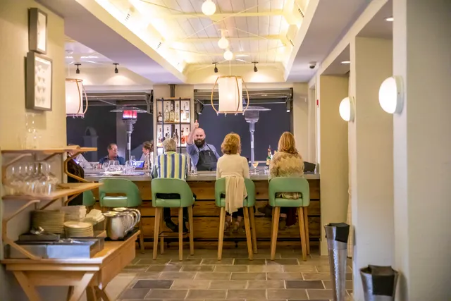 Pescado Seafood Grill & Rooftop Bar