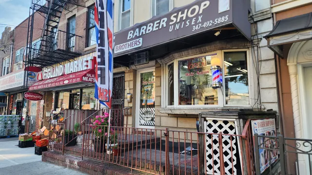 8G BROTHER'S BARBER SHOP UNISEX