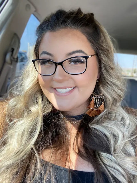 Roots Salon Spa and Boutique llc