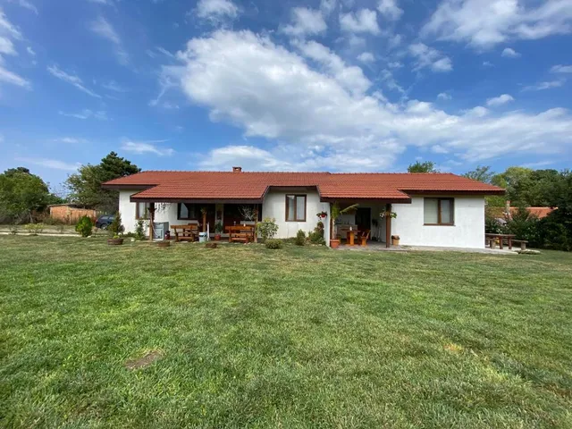 Къща за гости "Краси"