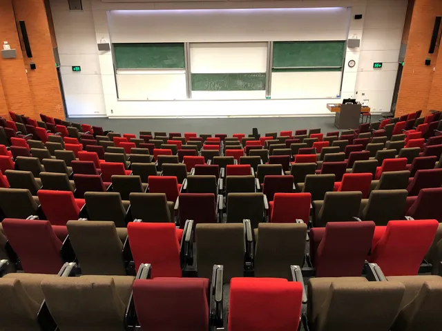 Eastern Avenue Auditorium (F19)