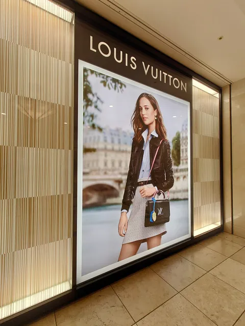 Louis Vuitton Chiba Sogo