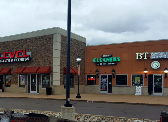 B T Watches & Jewelry